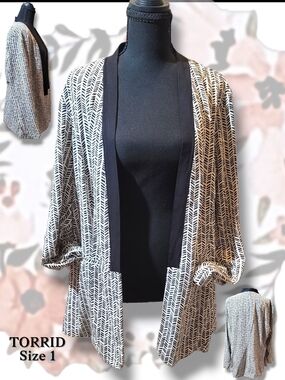 torrid Black & White Open-Front Patterned Blazer w/ Pockets Size 1